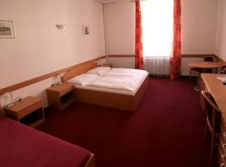 Hejtman 3* Prága